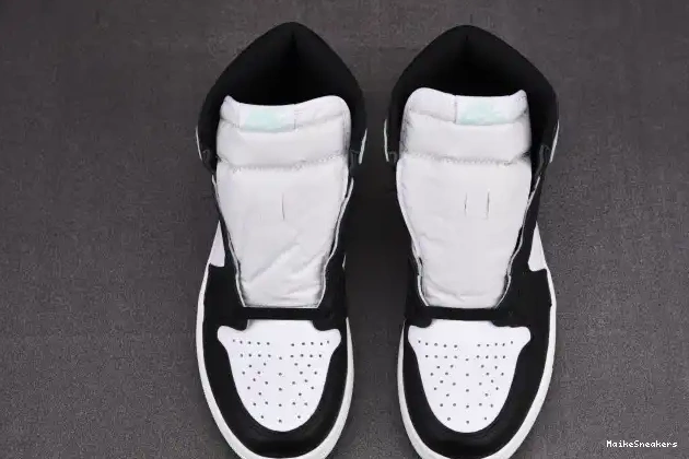 MaikeSneakers High Jordan 861428-100 1 Retro Igloo 0513